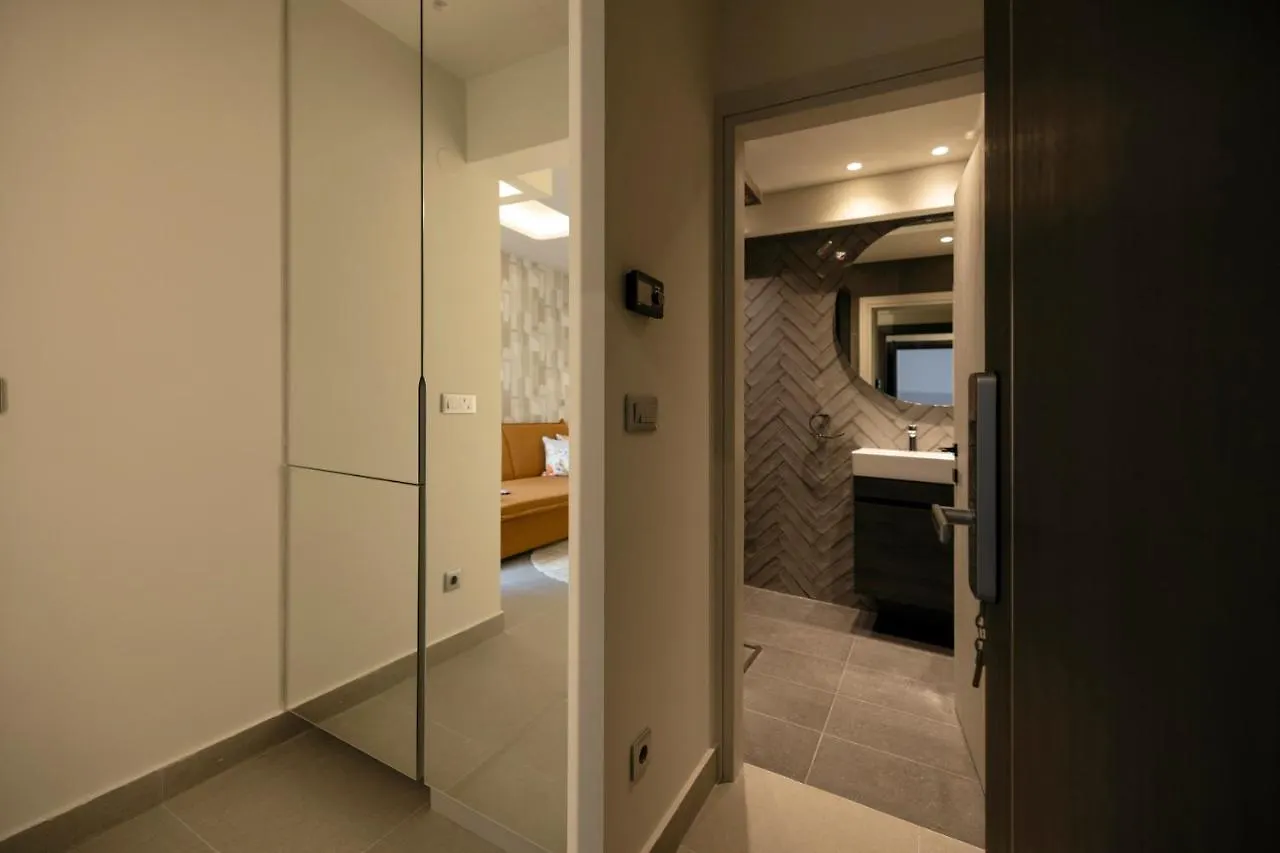 Rizes Suites 3 Thessaloniki 0*,  Greece